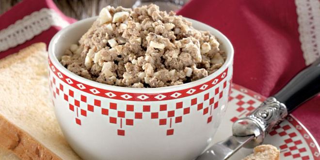 Рецепт Пикантного яичного паштета с печенкой