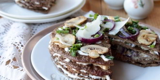 Рецепт печеночного торта с грибами