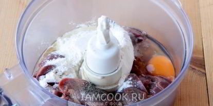 Шаг 2: печеночного торта с грибами