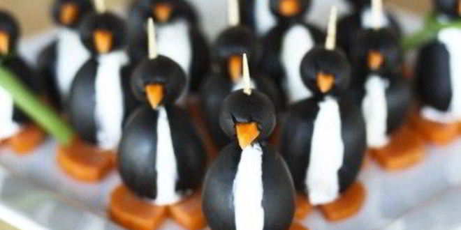 Рецепт Пингвинов из маслин, фаршированные мягким сыром