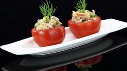 Рецепт Помидоров фаршированных тунцом и красным луком