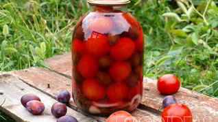 Рецепт Помидоров со сливами на зиму