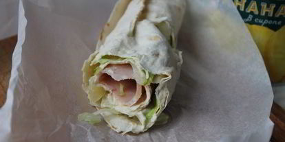 Шаг 5: нежных роллов с ананасами и ветчиной