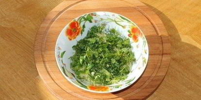 Шаг 2: ролла пшеничного с паштетом из тунца