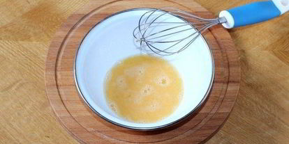 Шаг 3: ролла пшеничного с паштетом из тунца