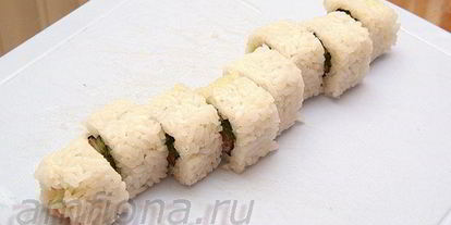 Шаг 11: ролла в стружке тунца бонито