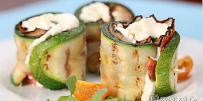 Рецепт роллов из кабачка и бекона с начинкой