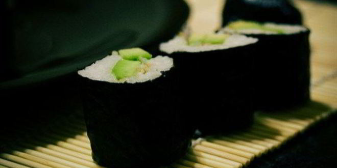 Рецепт роллов с авокадо