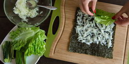 Шаг 3: роллов с кольраби