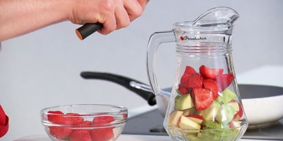 Шаг 6: роллов с креветками и сангрия