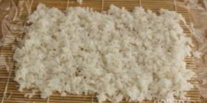 Шаг 2: роллов с кунжутом