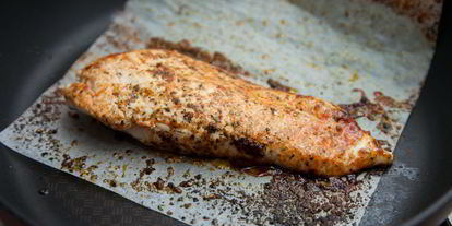 Шаг 3: роллов с куриной грудкой и салатом