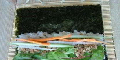 Шаг 2: роллов с тунцом консервированным