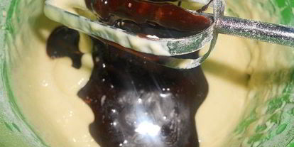 Шаг 2: сладких роллов из шоколадных блинчиков с клубникой и лимонным курдом