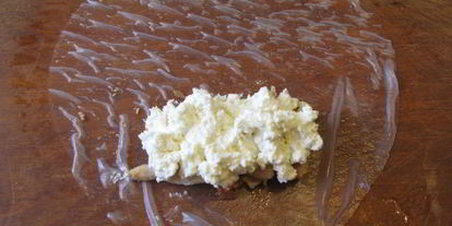 Шаг 5: спринга-роллов с курицей, грибами и сливочным сыром