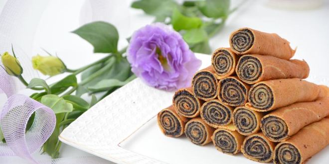 Рецепт блинных рулетиков с маком