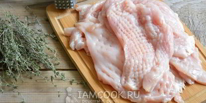 Шаг 2: куриного рулета, запеченного в фольге