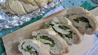 Рецепт Куриных рулетиков с брынзой и шпинатом