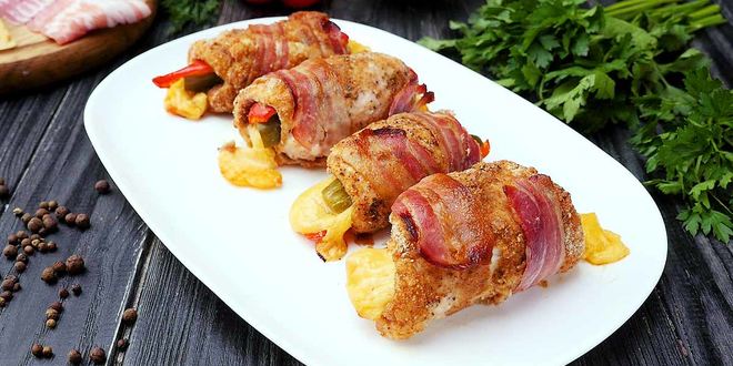 Рецепт куриных рулетиков с огурцом