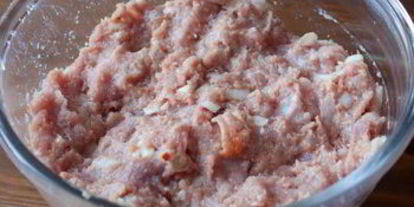 Шаг 2: мясного рулета с картофельной начинкой