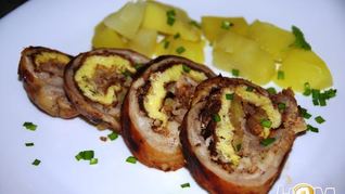 Рецепт Рулета из кролика с омлетом и ананасом