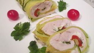 Рецепт Рулета из курицы в цукини