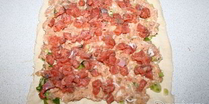 Шаг 3: рулета из рыбы в тесте