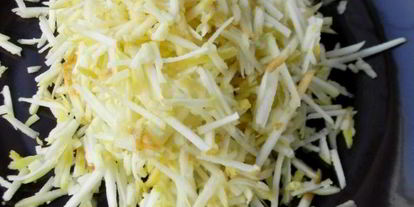 Шаг 3: рулета из творожного теста с яблоками и ананасом