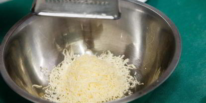 Шаг 1: рулетиков из ветчины