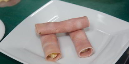 Шаг 5: рулетиков из ветчины