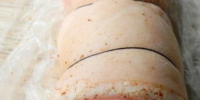 Шаг 7: свиного рулета из брюшины