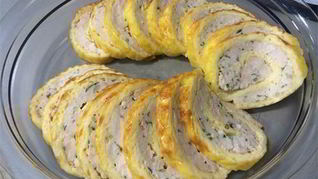 Рецепт Сырного рулета с куриным фаршем