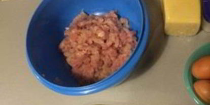 Шаг 2: сырного рулета с куриным фаршем