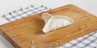 Шаг 10: самсы с тыквой на готовом слоеном тесте