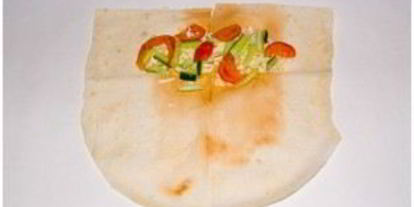 Шаг 2: шаурмы с морковкой по-корейски