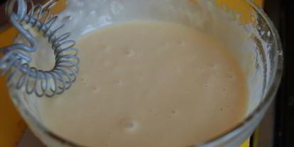 Шаг 2: сосисок в тесте