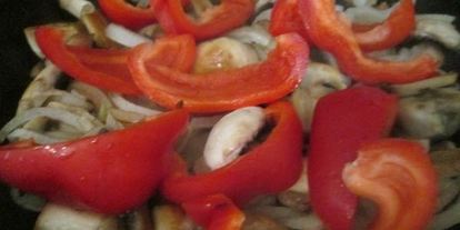 Шаг 2: соте из баклажан с грибами