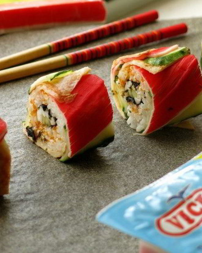 Рецепт радужных суш с крабовыми палочками