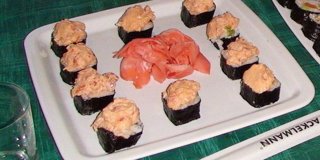Рецепт суш, запеченных с лососем