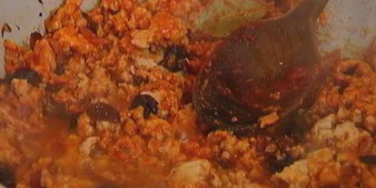 Шаг 5: сэндвича с индейкой, изюмом и оливками