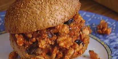 Шаг 7: сэндвича с индейкой, изюмом и оливками