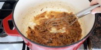 Шаг 6: сэндвича с карамелизированным луком