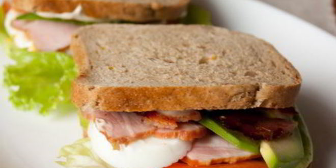 Рецепт сэндвича с кобб-салатом