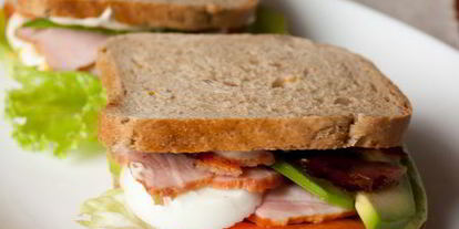 Шаг 5: сэндвича с кобб-салатом