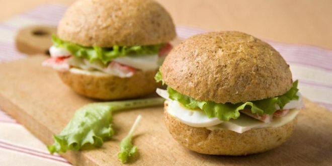 Рецепт сэндвича с крабовыми палочками