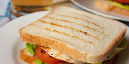 Шаг 6: сэндвича с курицей и беконом