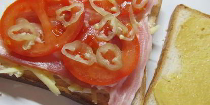 Шаг 1: сэндвича с сыровяленыма беконома и сырома ны гриле