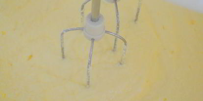 Шаг 3: сэндвича виктории с клубничныма джемома и сливочныма кремома