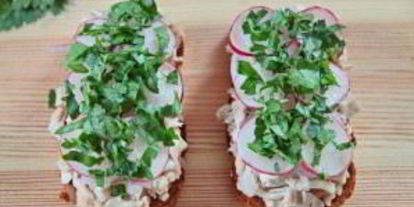 Шаг 6: сэндвичей с курицей, редисом и фасолью