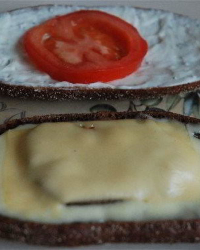 Рецепт теплого сырного сэндвича с печенью